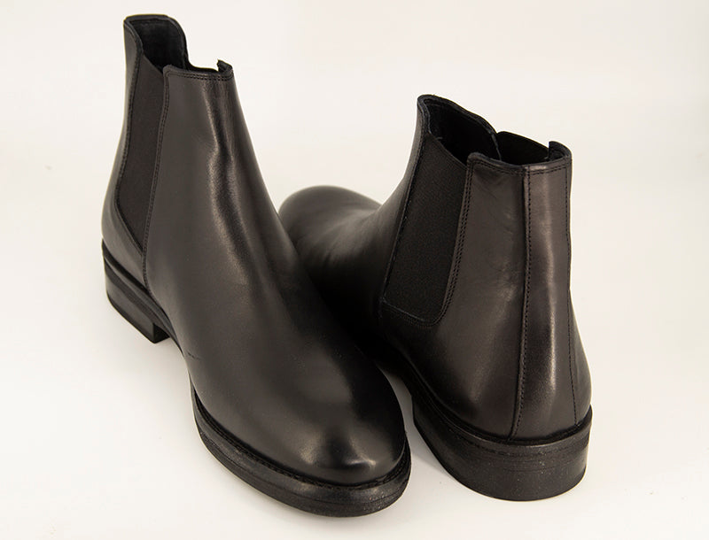 Ghete barbati GORETTI Negre din piele naturala B525