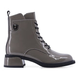 Ghete damă Anna Viotti D105-5238R-B563-NT-16 kaki din piele naturală lucioasă, cu închidere cu fermoar și șireturi, talpă antiderapantă și toc aplicat de 4,5 cm.