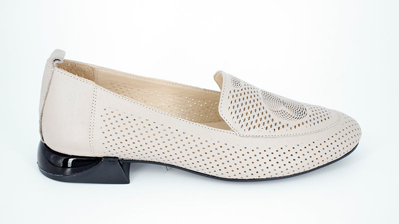 PANTOFI DAMA ANNA VIOTTI  DIN PIELE NATURALA  bej  - 109