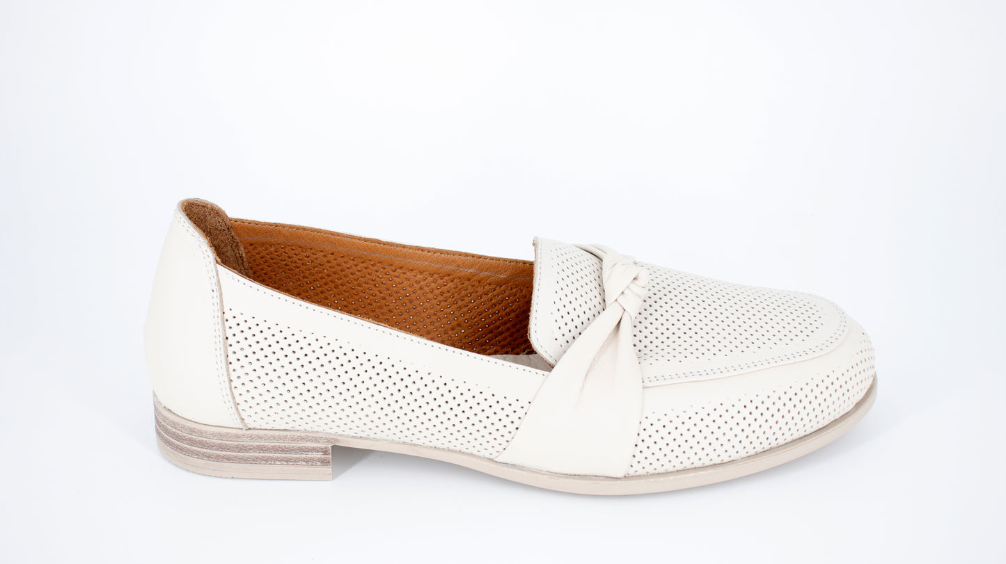 PANTOFI DAMA ANNA VIOTTI DIN PIELE NATURALA BEJ - 160