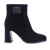 Botine dama elegante Anna Viotti D106-25423-F3568 negre, din piele naturala intoarsa si lacuita, cu varf rotund, toc lat imbracat in piele intoarsa si ornament lateral.