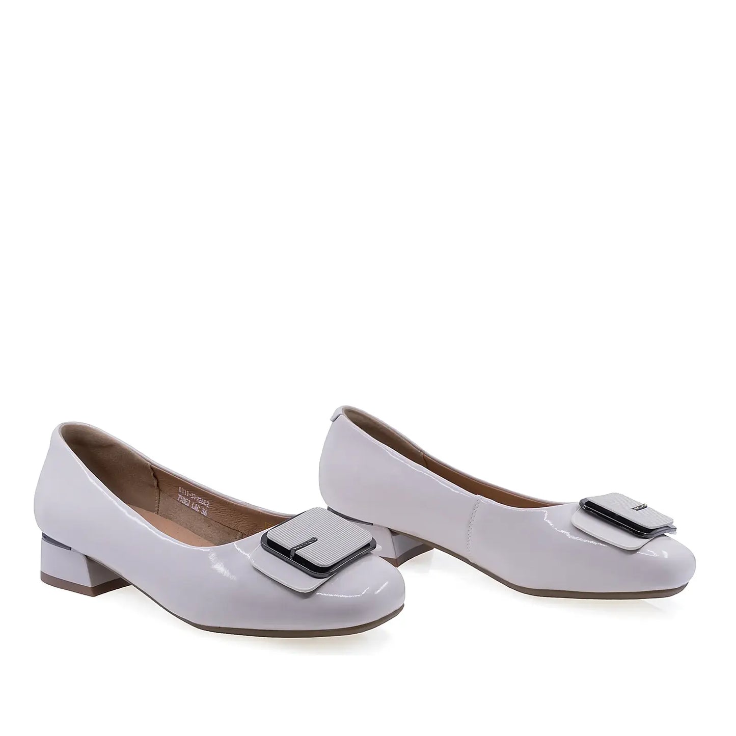 Pantofi dama eleganti Anna Viotti bej lacuit, vedere din fata, forma clasica feminina