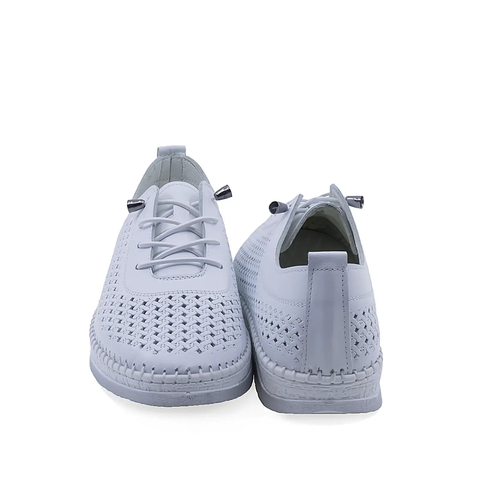 Pantofi damă Anna Viotti D74-405 albi, vedere din spate cu platformă confortabilă de 3 cm