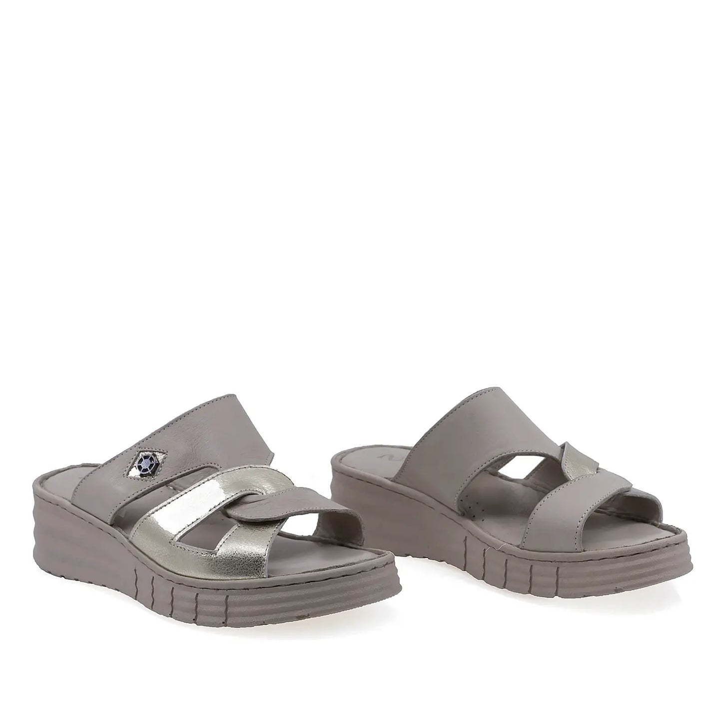 Papuci dama Anna Viotti D60-453 bej din piele naturala, cu brant fusbet si platforma confortabila