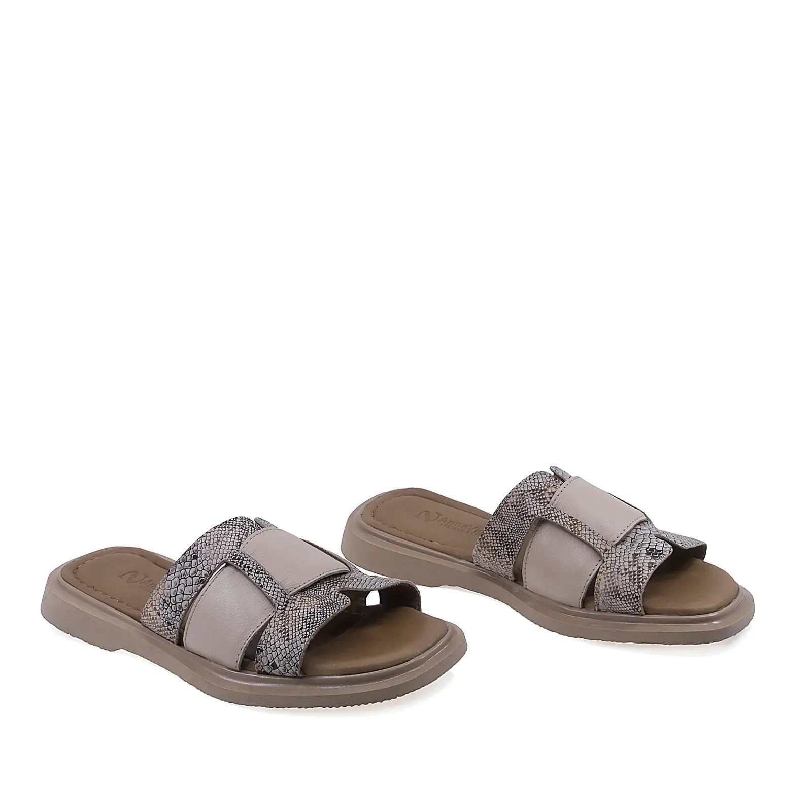 Papuci dama casual Anna Viotti D57-618 piele naturala bej vedere din fata design modern si confortabil