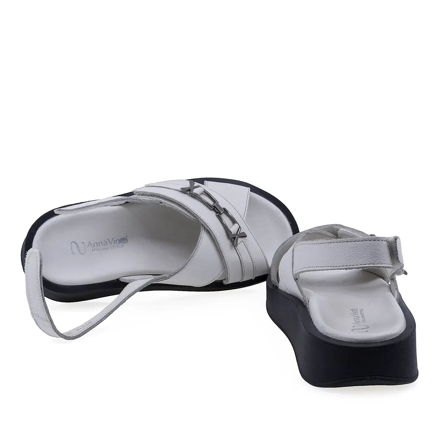 Brant fusbet acoperit cu mesina naturala la sandalele Anna Viotti D200-68314