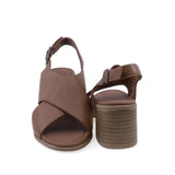Toc pătrat de 6 cm al sandalelor damă Anna Viotti D22-K112 coniac, oferind stabilitate și confort la mers