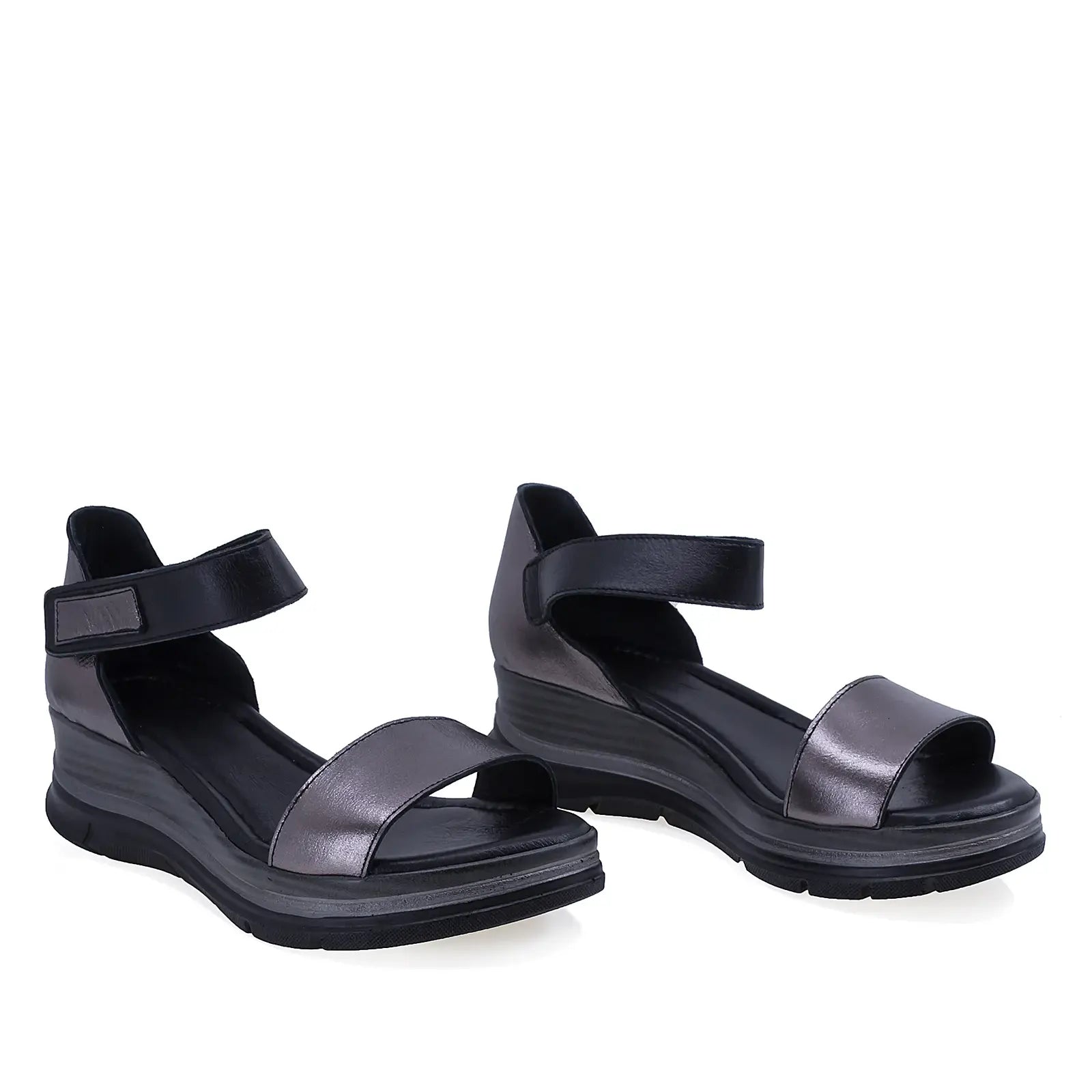 Sandale dama Anna Viotti D22-S574 negru/platin din piele naturala, cu calcai acoperit si design elegant casual