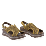 Sandale damă Anna Viotti D22-S627 galbene din piele naturală, cu talpă ortopedică și design casual confort